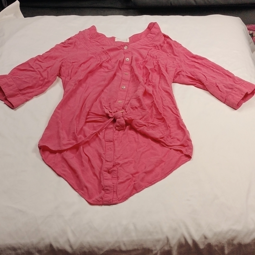 Love Tree women's medium button down blouse